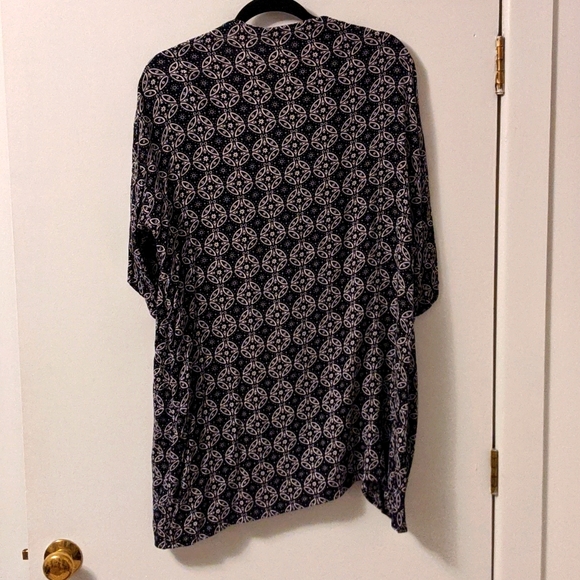 Blue Kimono - Picture 2 of 4